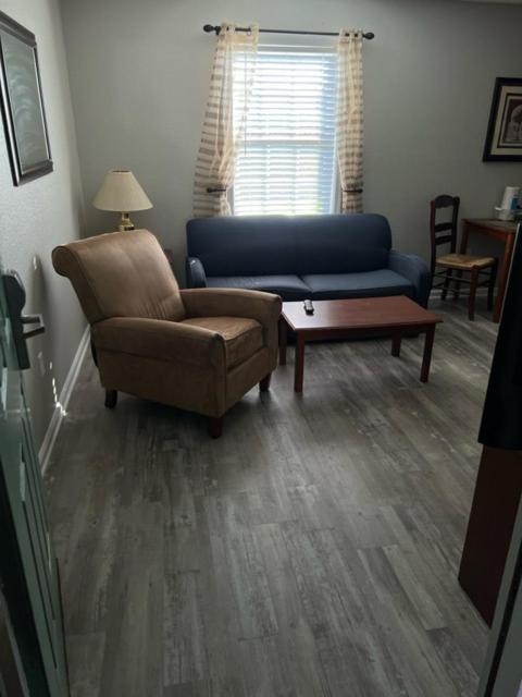 Eastside Suites Lynchburg Bagian luar foto