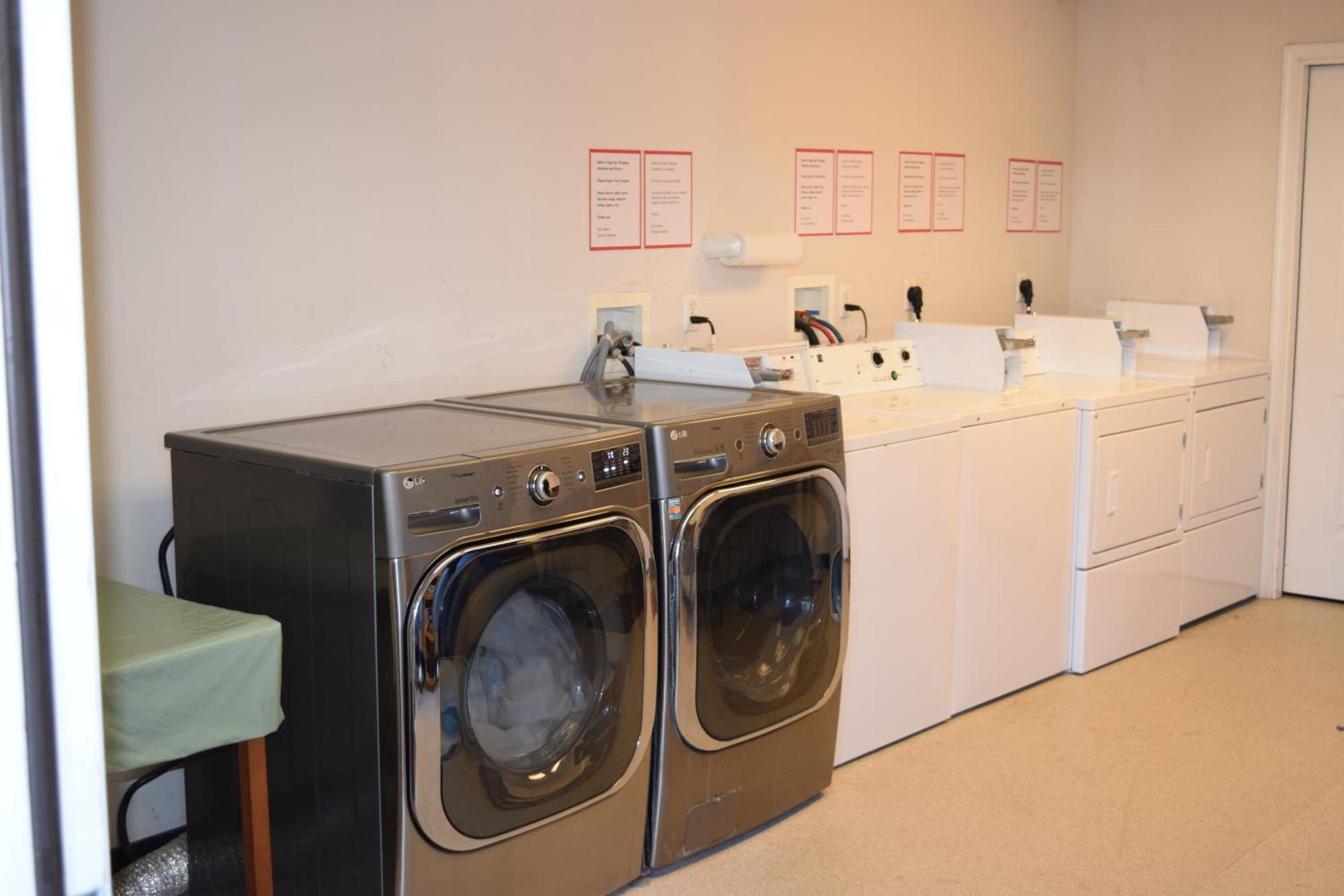 Eastside Suites Lynchburg Bagian luar foto